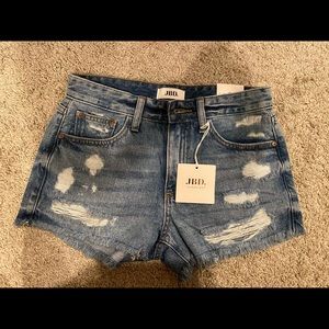 Just black Denim Jean shorts. New with tags. Size small.